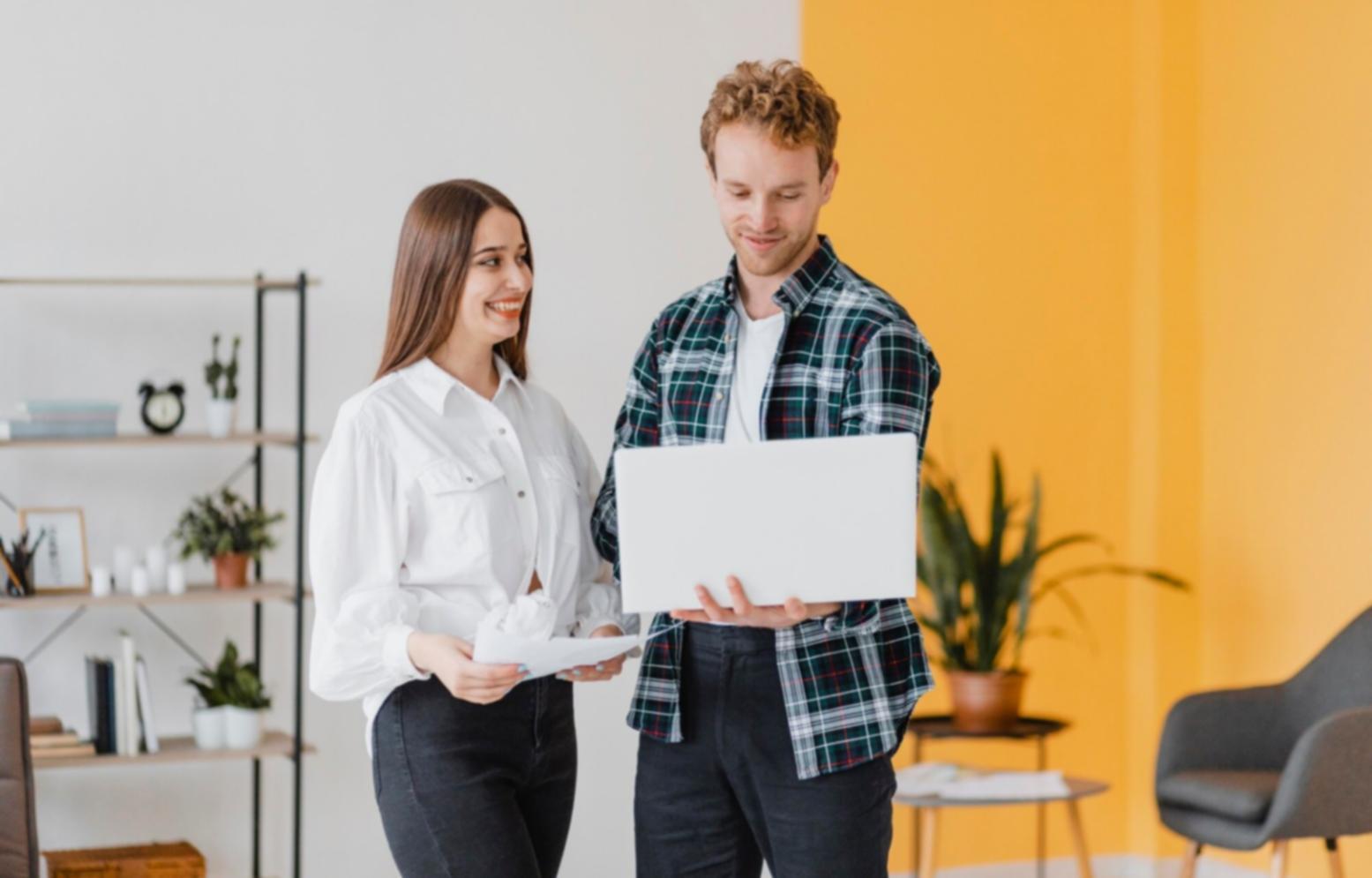 Session de planification financière avec documents et stratégies personnalisées